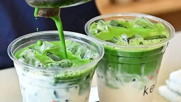 Matcha latte tem conquistado cafeterias pelo mundo por Reprodução/Getty Images 