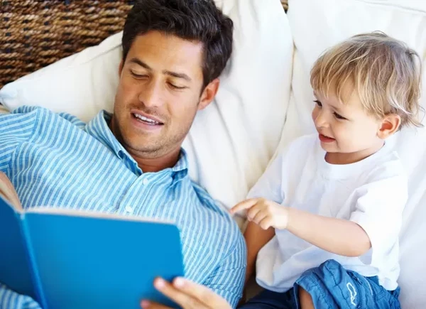 Pais e filhos por Shutterstock