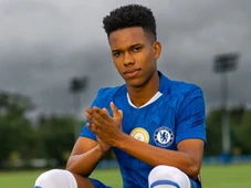 Imagem - Estêvão é o único brasileiro indicado ao Troféu Kopa da Bola de Ouro 2025