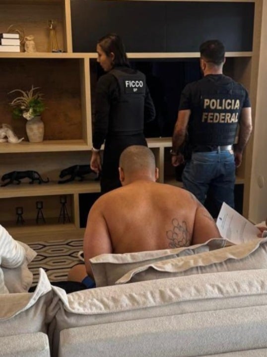 'Cabeça da KLV': líder de facção em Camaçari foi preso em cobertura de R$ 5 milhões por Reprodução / SSP-BA