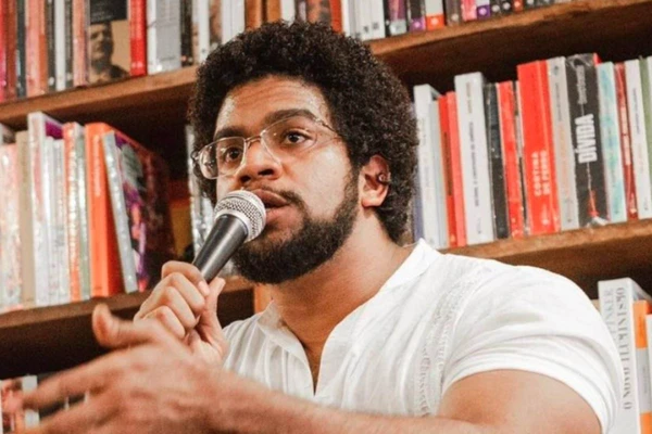 Jones Manoel teve conta derrubada pela Meta