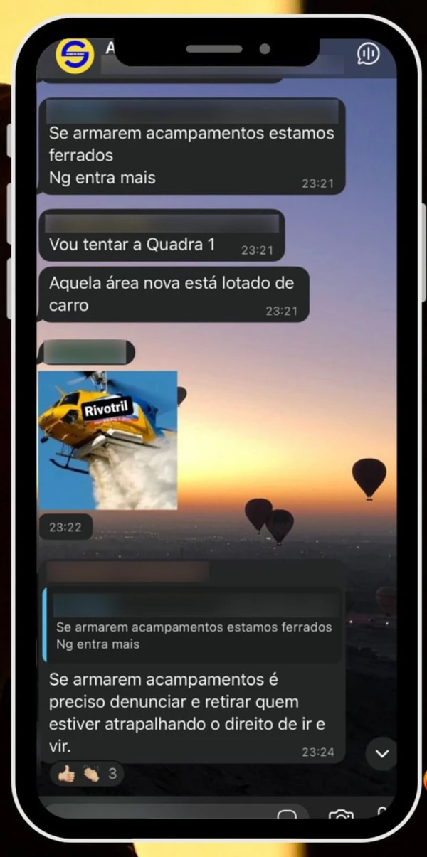 Moradores de condomínio de Bolsonaro no grupo de Whatsapp por UOL/Reprodução