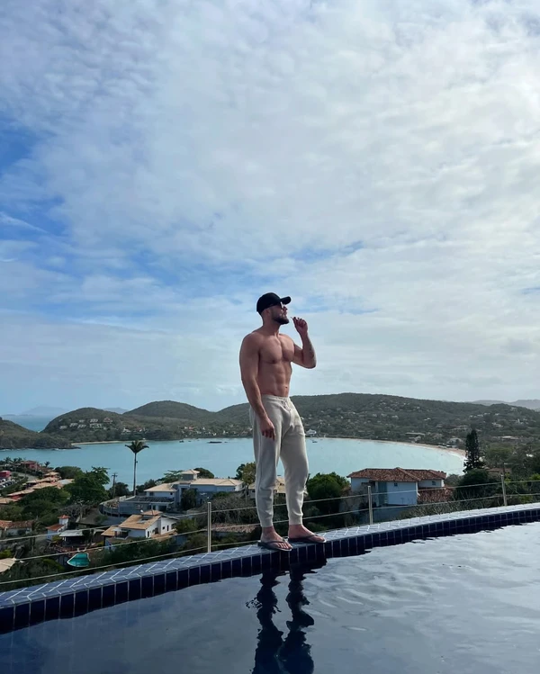 Rodrigo Godoy por Reprodução/Instagram