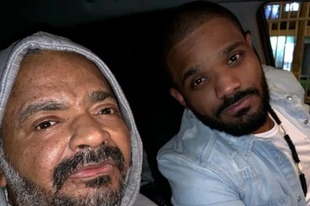 Arlindo Cruz e Arlindinho por Reprodução