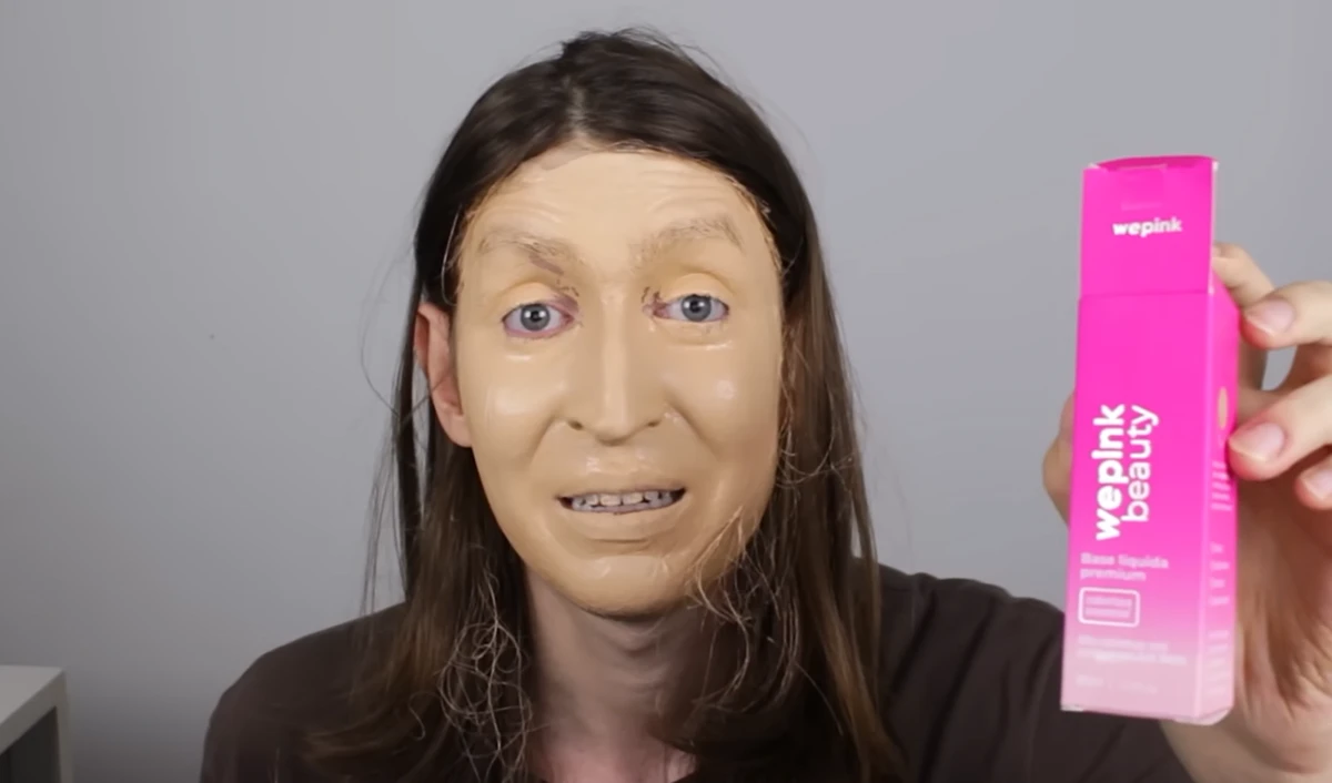 Felca ficou famoso por vídeos de humor no Youtube por Reprodução