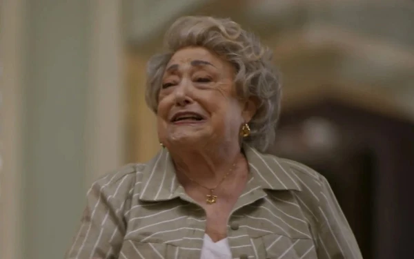 Rosa (Suely Franco) por Reprodução / TV Globo