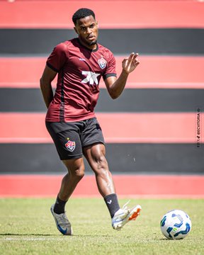Último treino do Vitória antes de encarar o São Paulo  por Victor Ferreira/EC Vitória