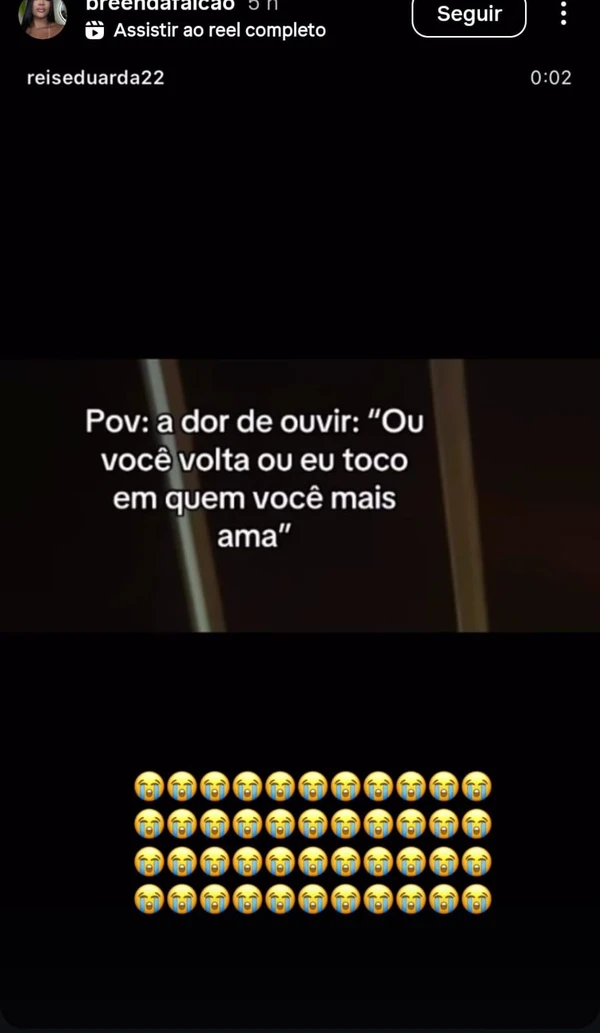 Influenciadora desabafa em rede social sobre assassinato de irmão gêmeo por Rede social
