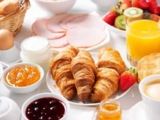 Imagem - Itens comuns no café da manhã parecem saudáveis, mas podem sabotar metabolismo e sugar sua energia