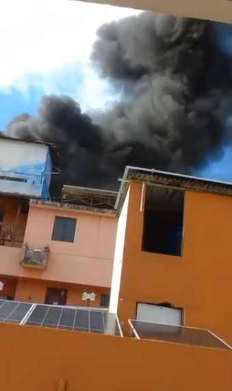 Incêndio em hotel no bairro de Stella Maris por Reprodução/InfoStella