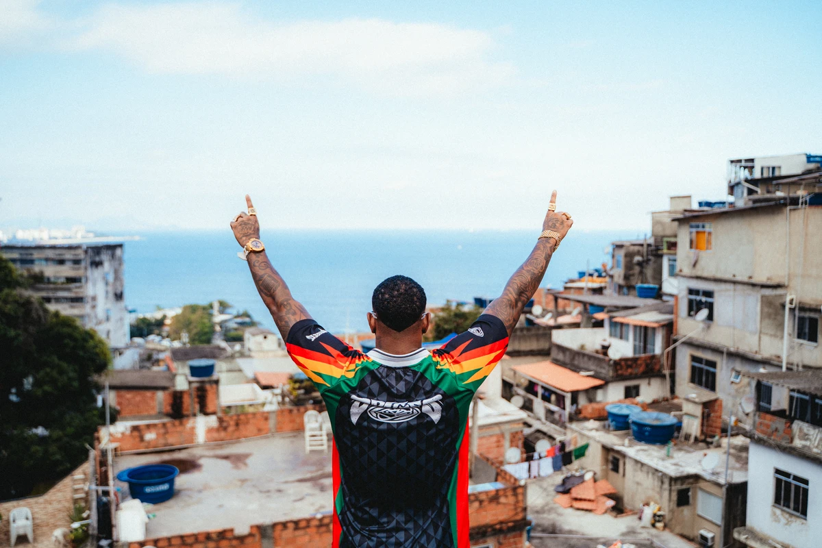 Oh Polêmico grava clipe com DJ Buarque no Rio de Janeiro