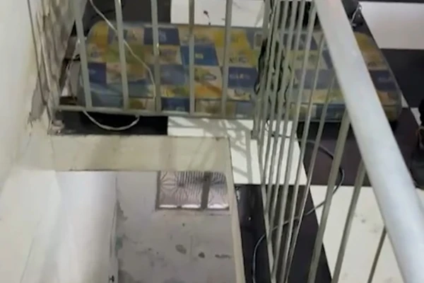 Casa onde as crianças viviam por Reprodução/G1