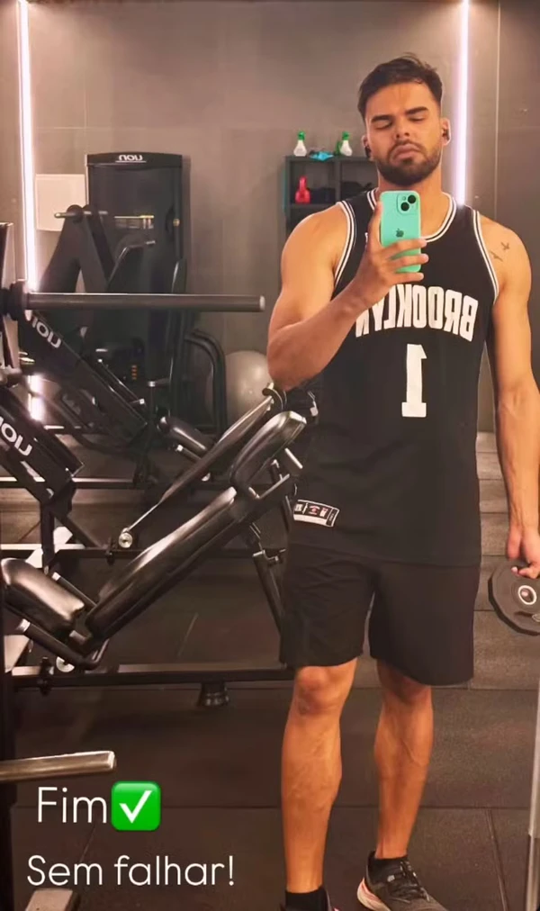 Daniel Torres por Reprodução