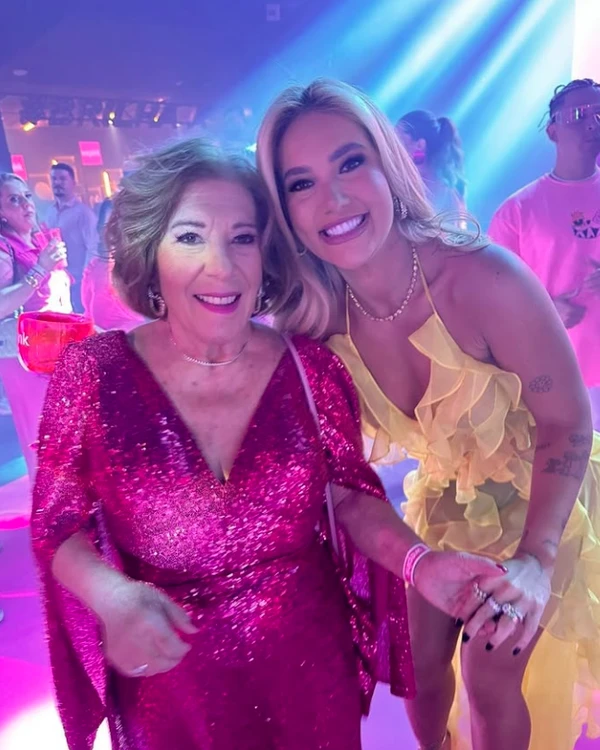 mARIA bER por Reprodução | Instagram