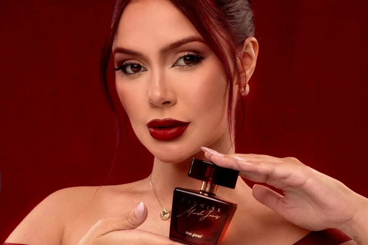 Mirela Janis por Reprodução