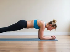Imagem - Conheça os 5 exercícios simples que fortalecem e definem o corpo