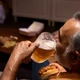 Imagem - Seu cérebro encolhe ao beber álcool? Saiba o que diz a ciência
