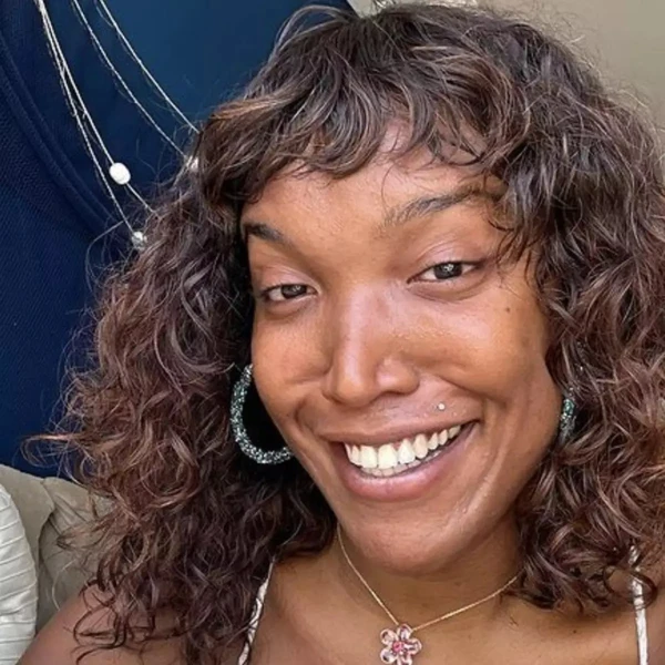 A cantora baiana Majur por Reprodução/Redes Sociais 
