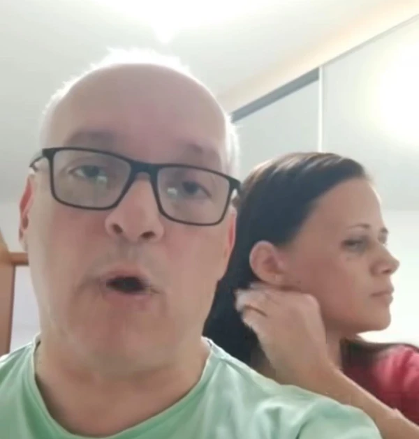 Em um vídeo, o bispo, ao lado da esposa, justificou a cena dizendo que estava fazendo uma investigação pessoal por Reprodução