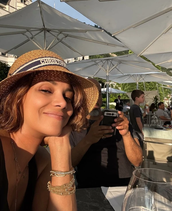 Halle Berry por Reprodução/Instagram