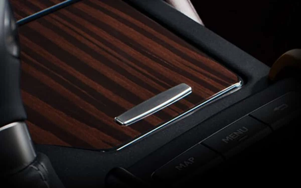 Modelo escolhido pela Corte é o Lexus ES 300H por Divulgação / Lexus 