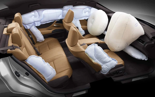 Modelo escolhido pela Corte é o Lexus ES 300H por Divulgação / Lexus 