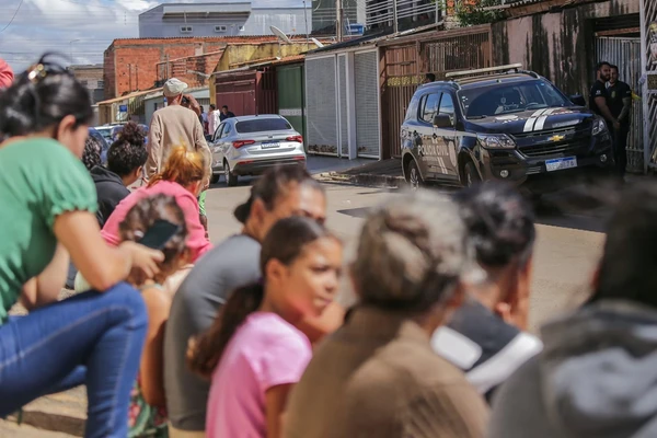 PM foi acionada para local onde estava o corpo por Breno Esakim/Metrópoles