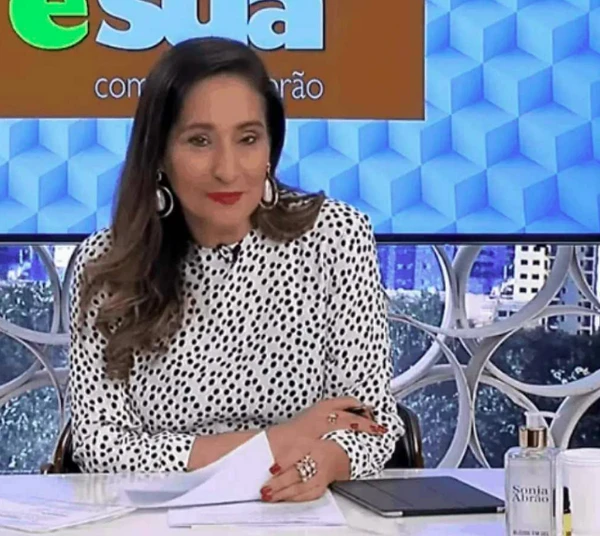 Sonia Abrão por Reprodução (TV/Redes Sociais)