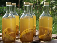 Imagem - Misture casca de banana e borra de café: você não vai mais querer usar outro fertilizante