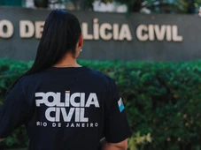 Imagem - Torturador em série que agredia namorada de 14 anos com pauladas é preso no Rio
