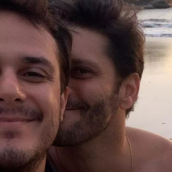 Armando Babaioff e Victor Novaes  por Reprodução/Instagram