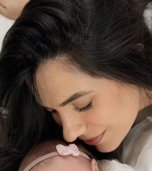 Jade e Luan Santana evitam expor filha na web por Reprodução/Instagram