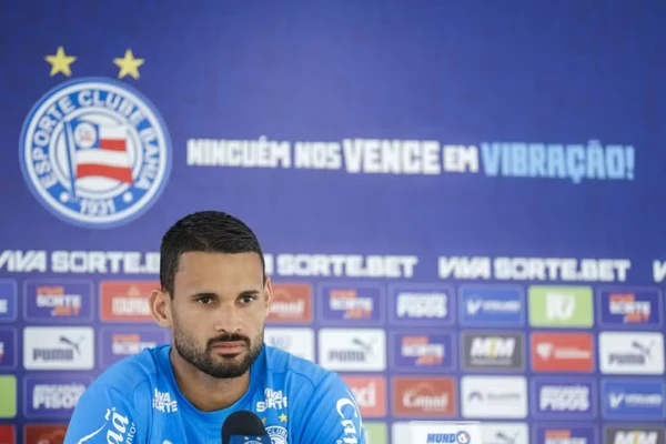 Willian José em entrevista coletiva 