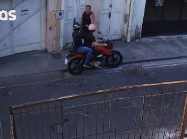 Homem é abordado por dupla criminosa no Santo Antônio por Reprodução