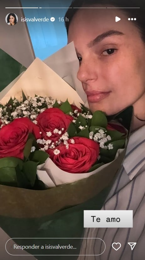 Isis Valverde mostra presente surpresa de Marcus Buaiz por Reprodução