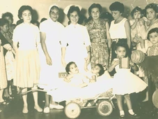 Imagem - A história das irmãs siamesas que foram abandonadas pela mãe e adotadas pela maternidade Climério de Oliveira