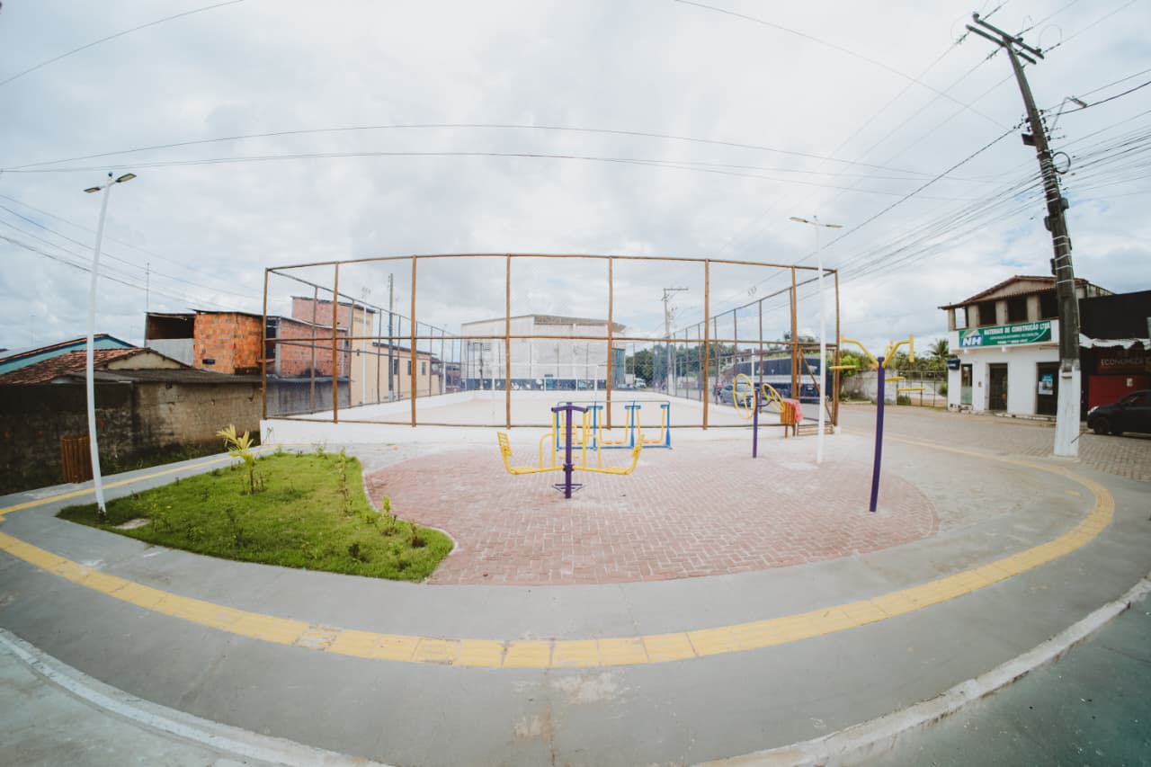 Academia da Saúde e Campo de Areia da Praça da III etapa da Urbis em São Sebastião do Passé por Divulgação/Ascom Pref. Bastião