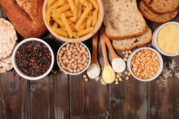 Entender as diferenças entre as condições é fundamental para adotar os cuidados corretos e evitar restrições alimentares sem necessidade 