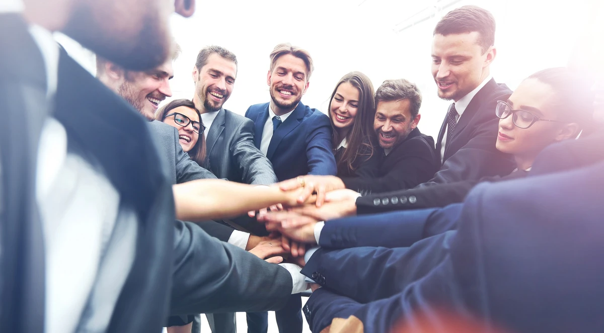 O líder mediador consegue construir uma sabedoria coletiva, ouvindo sua equipe com presença e interesse genuíno