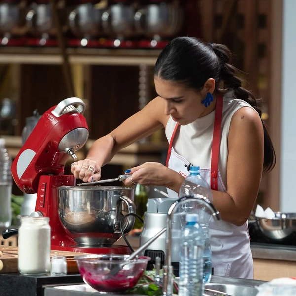 Sofia Jungmann, ex-participante do MasterChef Brasil 2025 por Reprodução