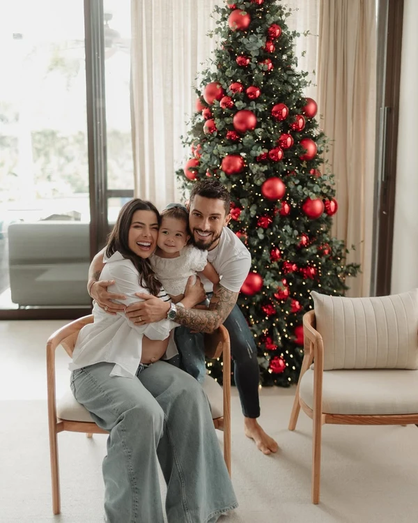Alex e Vitória Telles por Reprodução/Instagram