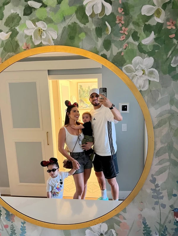 Alex e Vitória Telles por Reprodução/Instagram