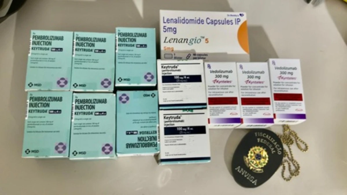 Caixas de remédio encontradas