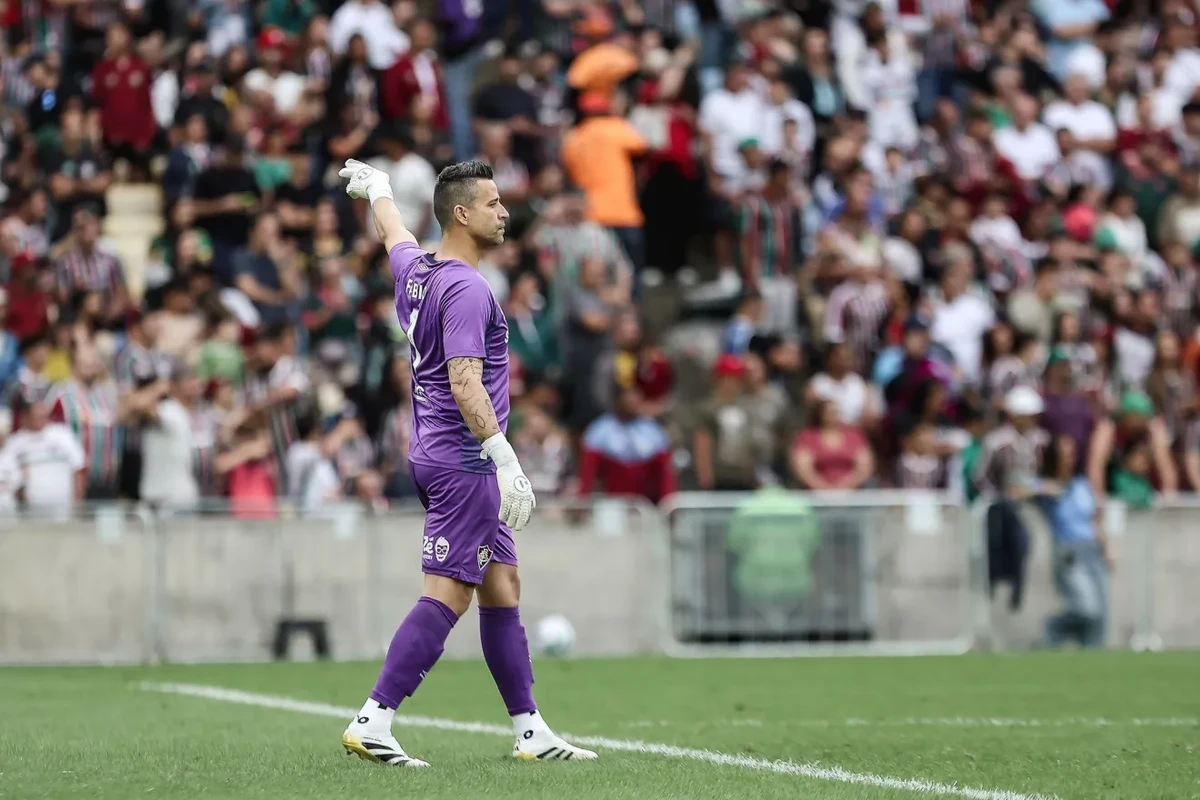 Goleiro Fábio