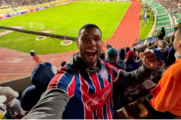 Hebert acompanhando o Bahia na Libertadores por Reprodução/ @hebertwilianboxe
