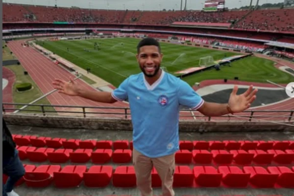 Hebert acompanhando o Bahia no Morumbi  por Reprodução/ @hebertwilianboxe