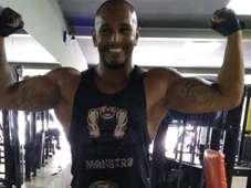 Imagem - Pai de santo acusado de estuprar e mutilar mulheres em ritual ganha R$ 12 mil como servidor