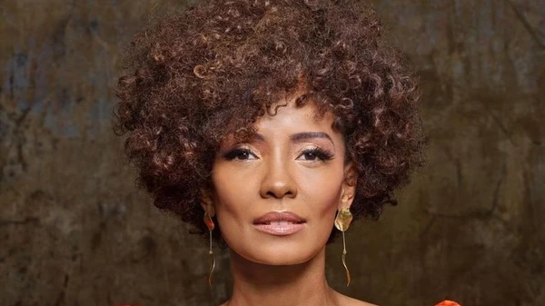 A atriz Isabel Fillardis por Reprodução/Globo/Nana Moraes