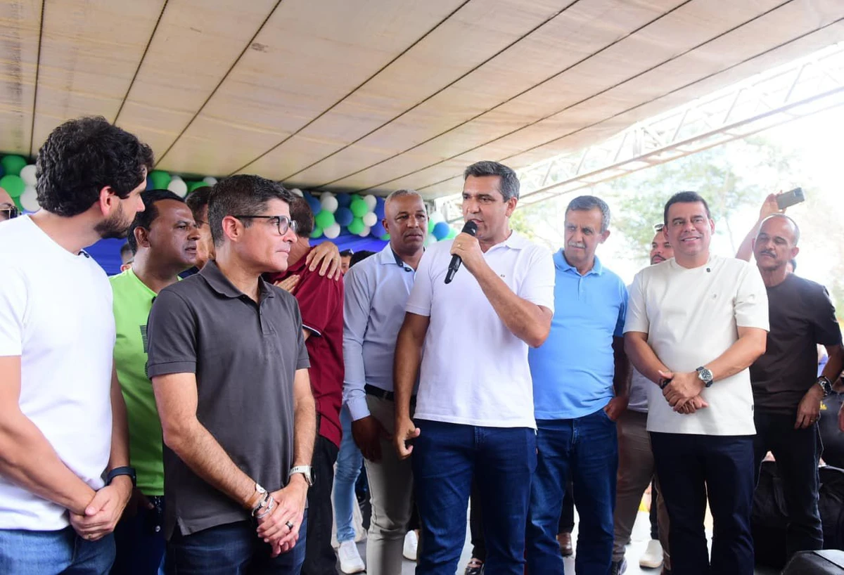 ACM Neto viajou pelo Oeste baiano