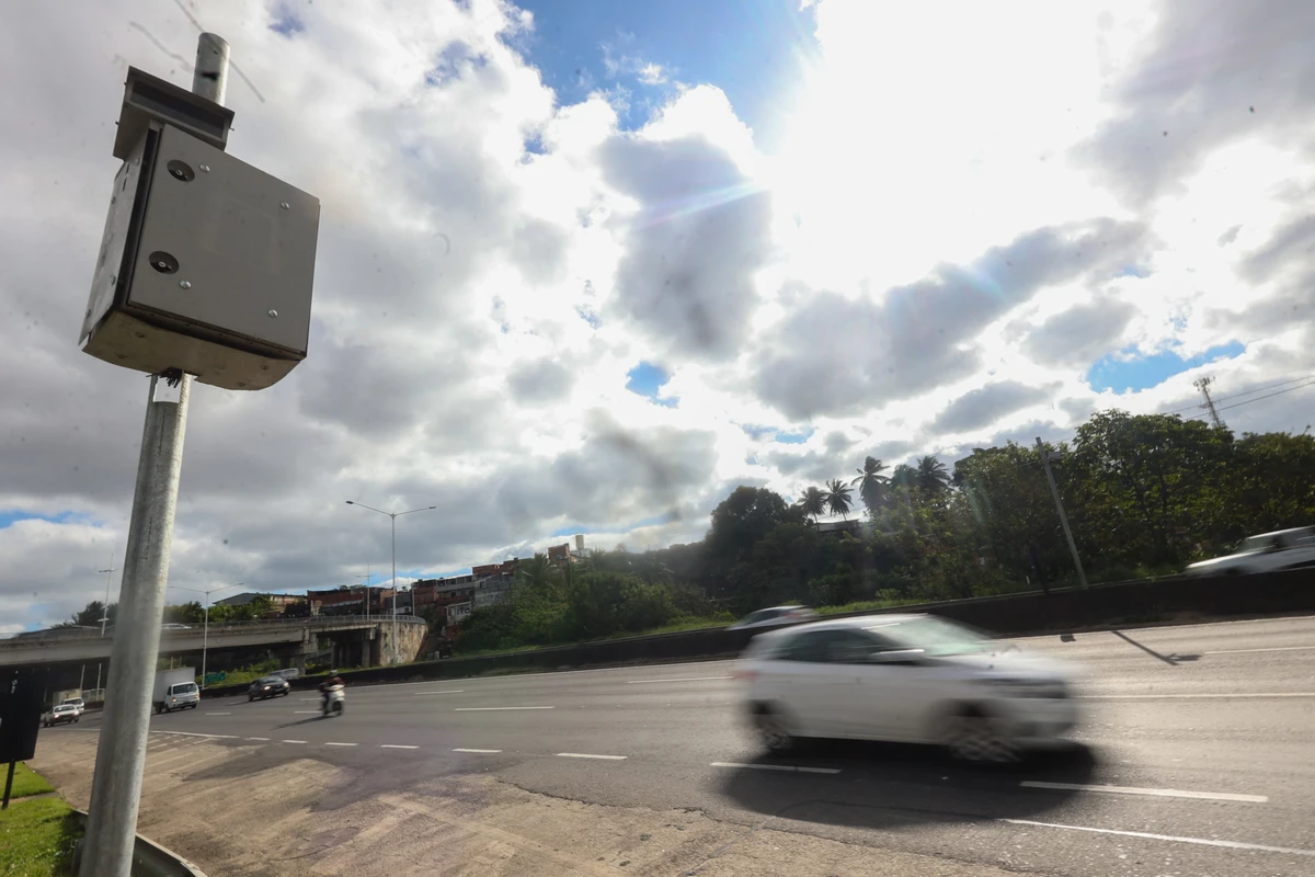 Radar na BR-324 por Marina Silva/CORREIO